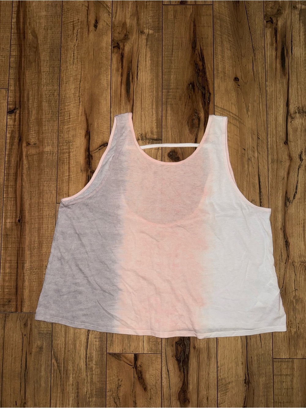 Hollister tank